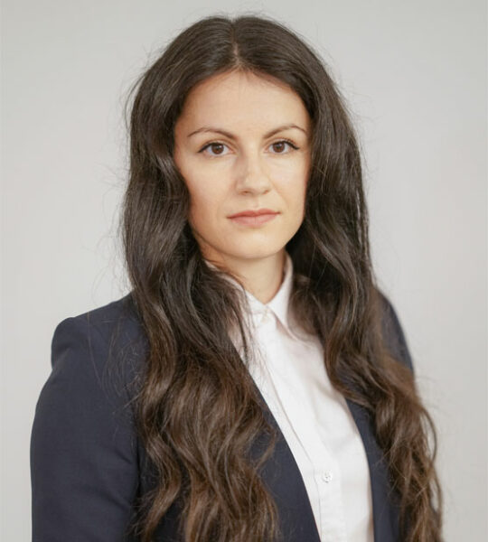 Marija Petreski, Paralegal
